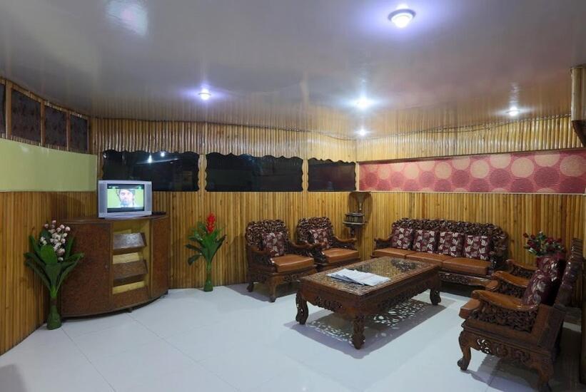 Hotel Assembly Shillong Esterno foto