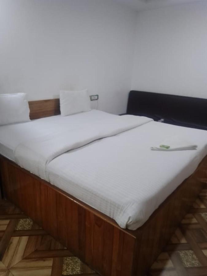 Hotel Assembly Shillong Esterno foto