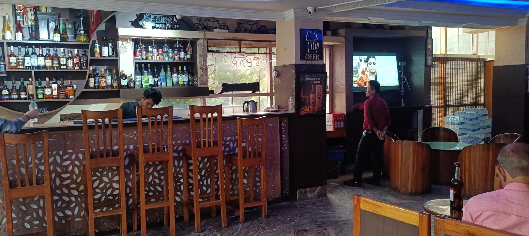 Hotel Assembly Shillong Esterno foto