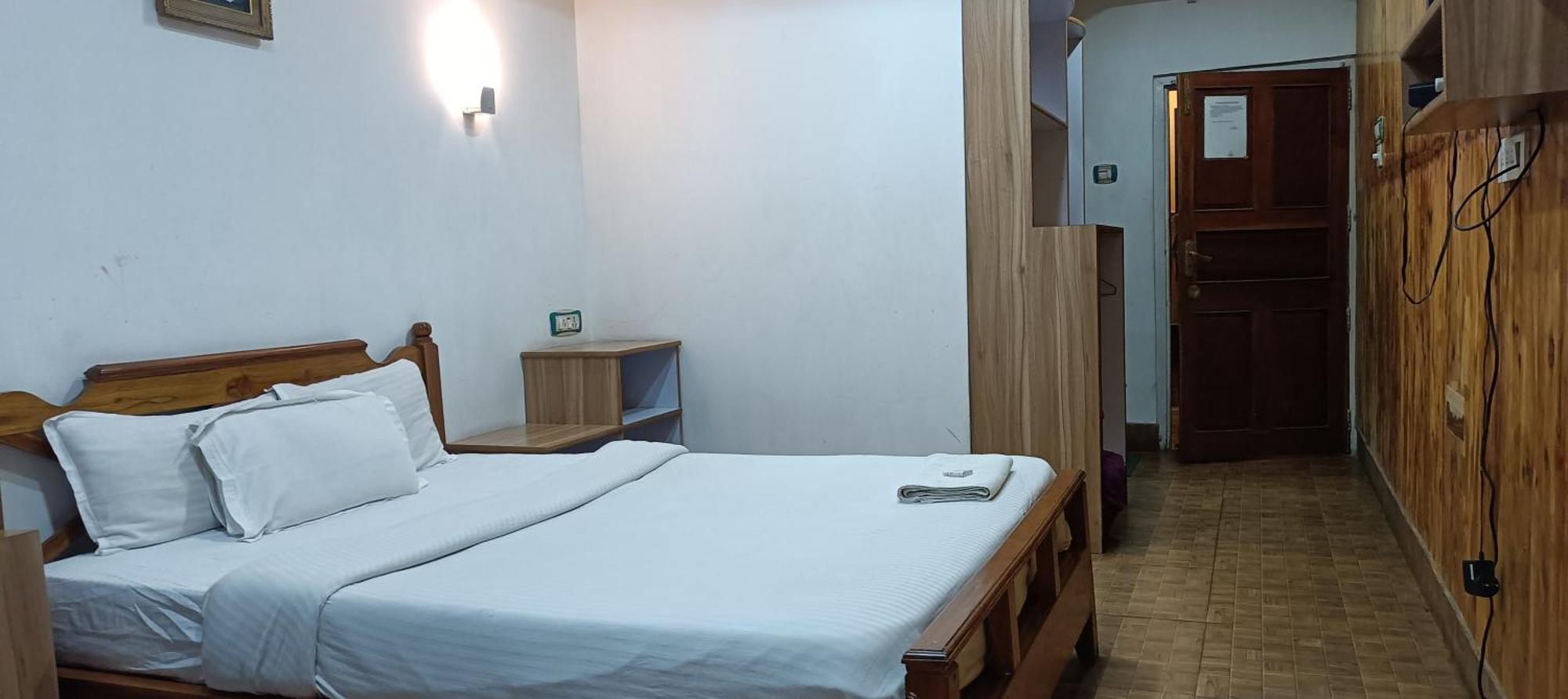 Hotel Assembly Shillong Esterno foto