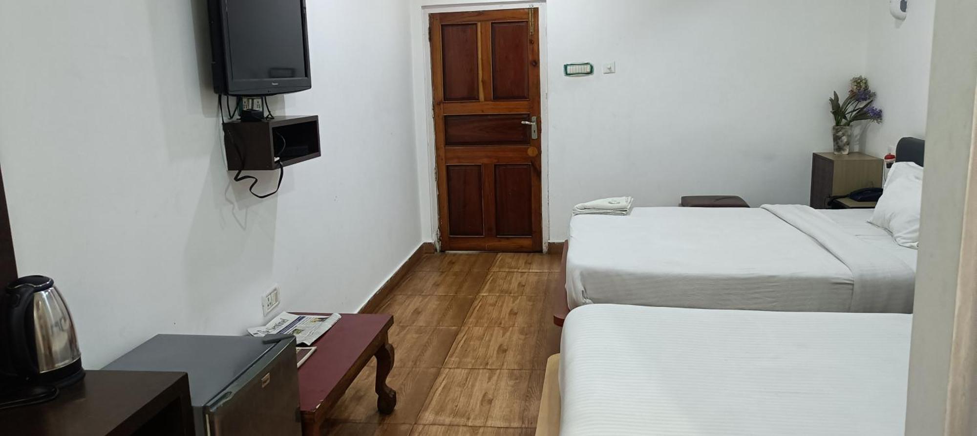 Hotel Assembly Shillong Esterno foto