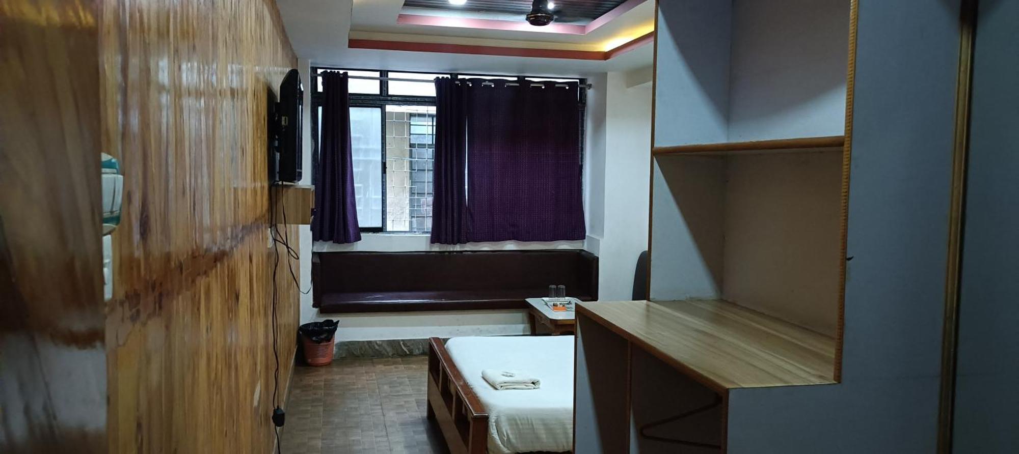 Hotel Assembly Shillong Esterno foto